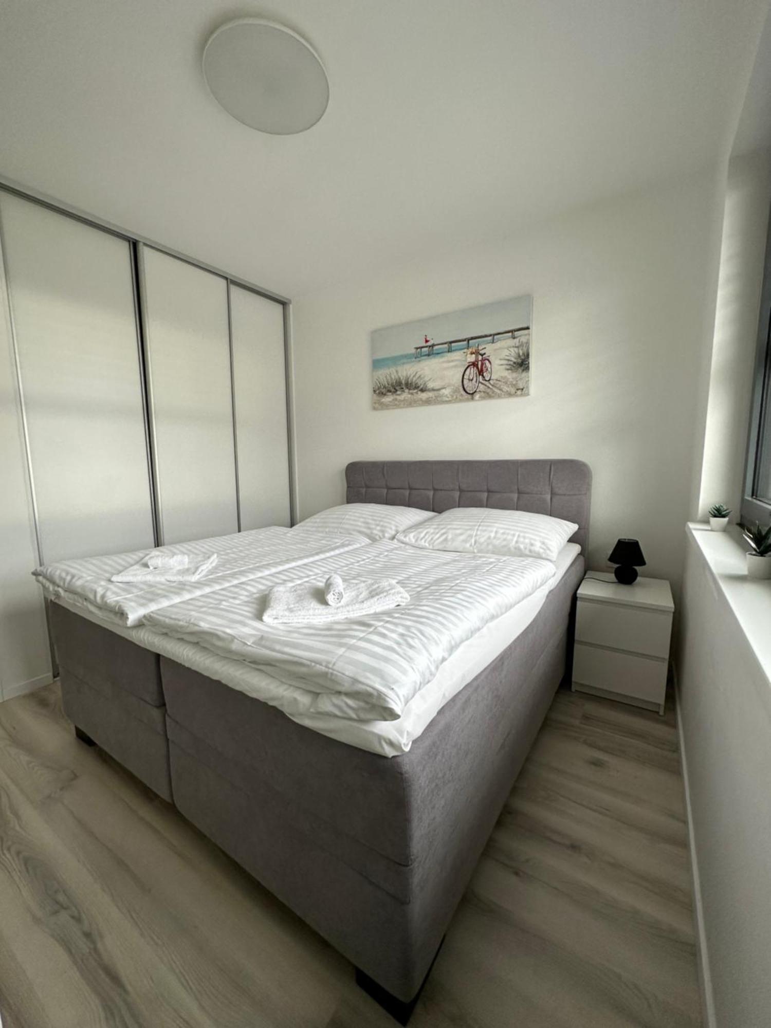 Ein Park Apartment With Free Parking Bratislava Luaran gambar